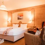 Gartenhotel Linde 4 Sterne Superior 4* Ried im Oberinntal