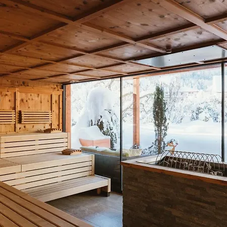 Gartenhotel Linde 4 Sterne Superior Ried im Oberinntal