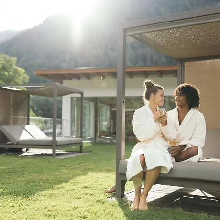 Gartenhotel Linde 4 Sterne Superior 4*