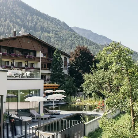 Gartenhotel Linde 4 Sterne Superior Ξενοδοχείο Ried im Oberinntal