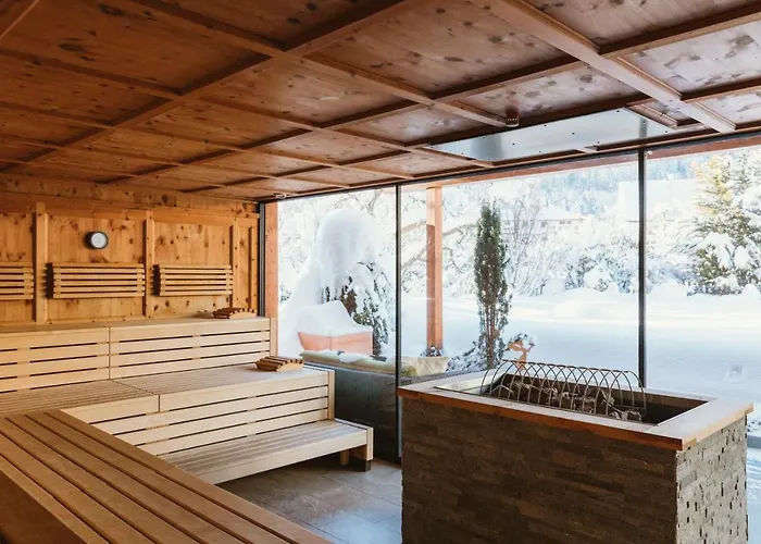 Gartenhotel Linde 4 Sterne Superior Ried im Oberinntal