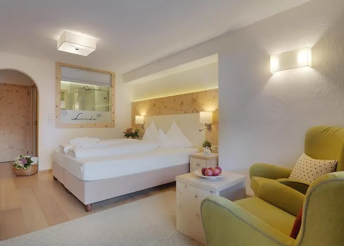 Gartenhotel Linde 4 Sterne Superior Ried im Oberinntal