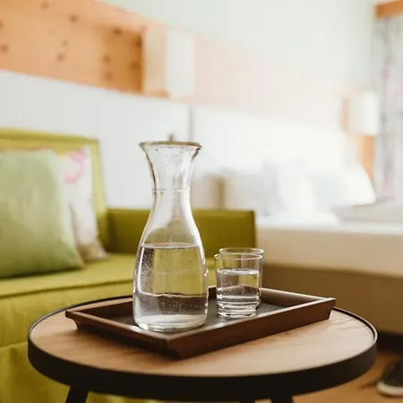 Gartenhotel Linde 4 Sterne Superior 4* 리드임오브린터