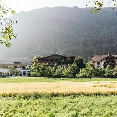 Gartenhotel Linde 4 Sterne Superior 酒店 4*