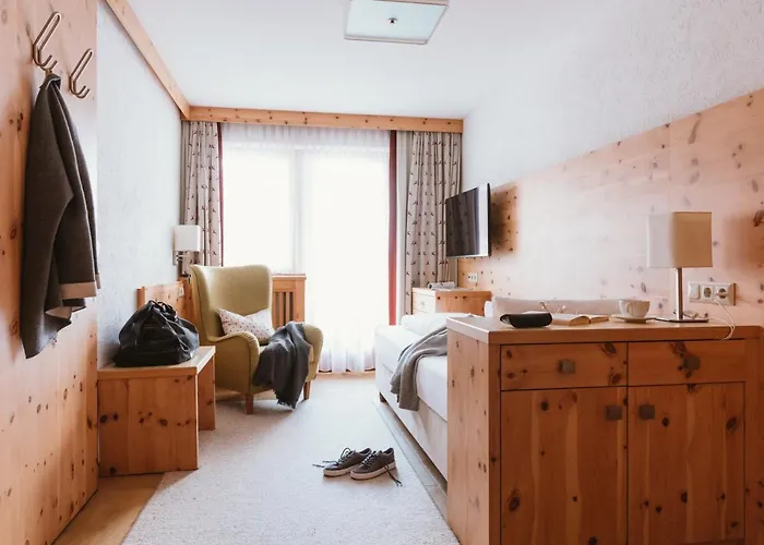 Gartenhotel Linde 4 Sterne Superior 4* 奥伯林塔尔的里德