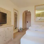 Gartenhotel Linde 4 Sterne Superior Otel Ried im Oberinntal