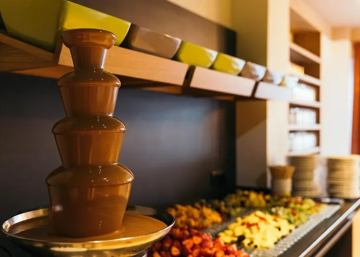 Szálloda Gartenhotel Linde 4 Sterne Superior Ried im Oberinntal